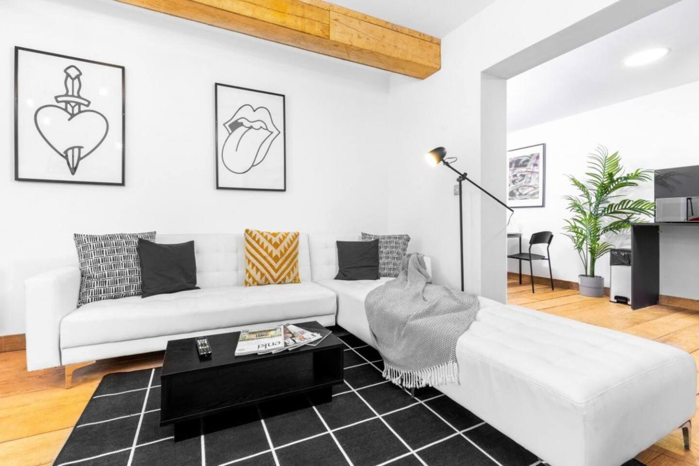 Loft Style Apartment - Near City Centre - Smart Tv- Wifi - Parking - Top Rated - 3Nt Birmingham Eksteriør bilde