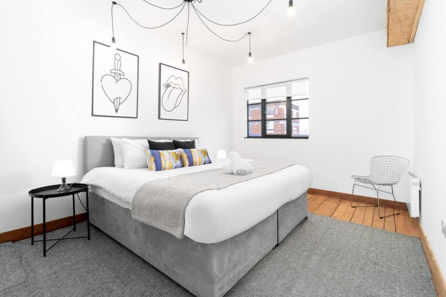 Loft Style Apartment - Near City Centre - Smart Tv- Wifi - Parking - Top Rated - 3Nt Birmingham Eksteriør bilde